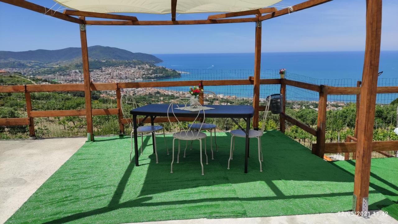 Una Terrazza Sul Mare アグローポリ エクステリア 写真